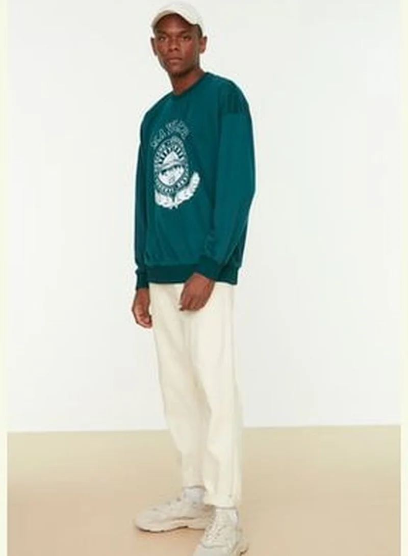 trendyol Men's Emerald Green Oversize/Wide-Fit Crew Neck College Printed Sweatshirt TMNAW22SW0812