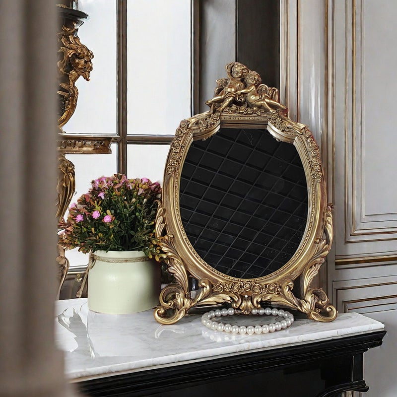 Vintage Gold Resin Photo Frame - Decorative Home Artwork for Living Room &  Bedroom - Image 1