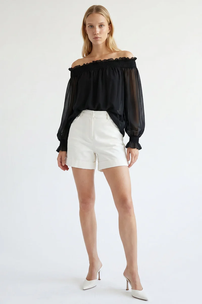 Exquise Denim Regular Shorts with Pockets and Buttons