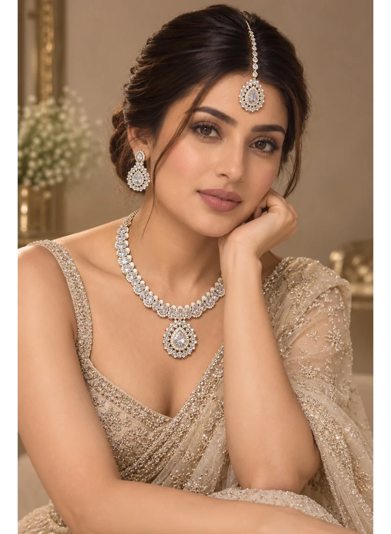 Lehar White Kundan & Pearl Choker Set with Teardrop Pendant, Earrings & Maang Tikka – Indian Bridal Jewelry