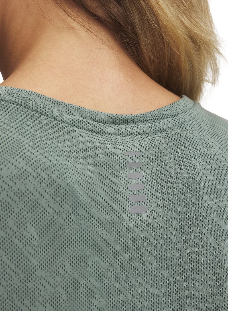 UNDER ARMOUR  Women's UA Launch Camo Short Sleeve T-shirt for Women | Best Price UAE