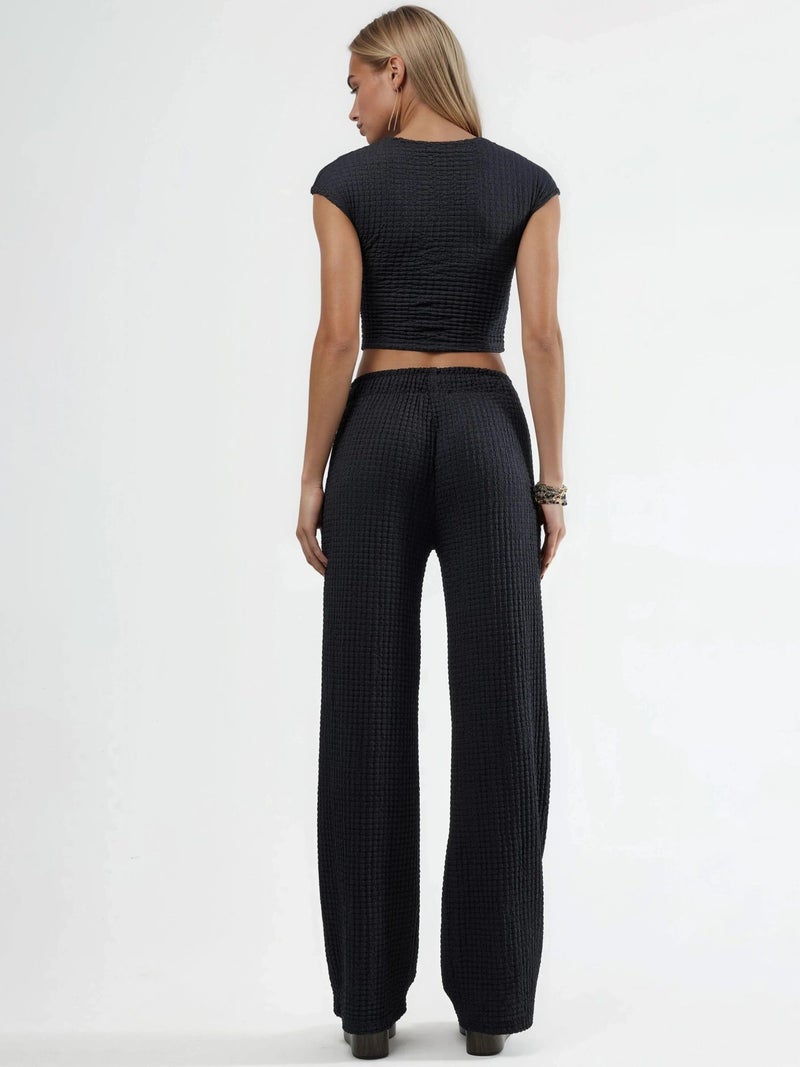 BUSEM Textured Wide Leg Trousers with Drawstring Waist - Image 4
