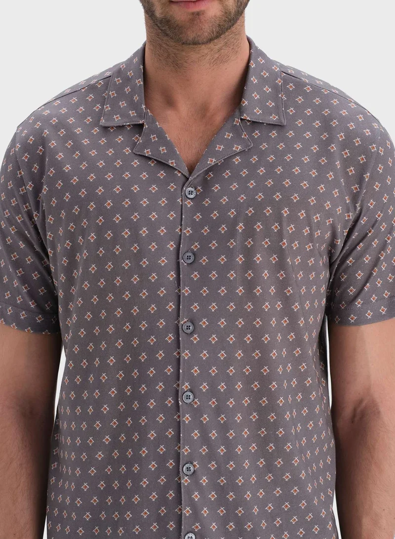 dagi Printed Shirt & Shorts Set