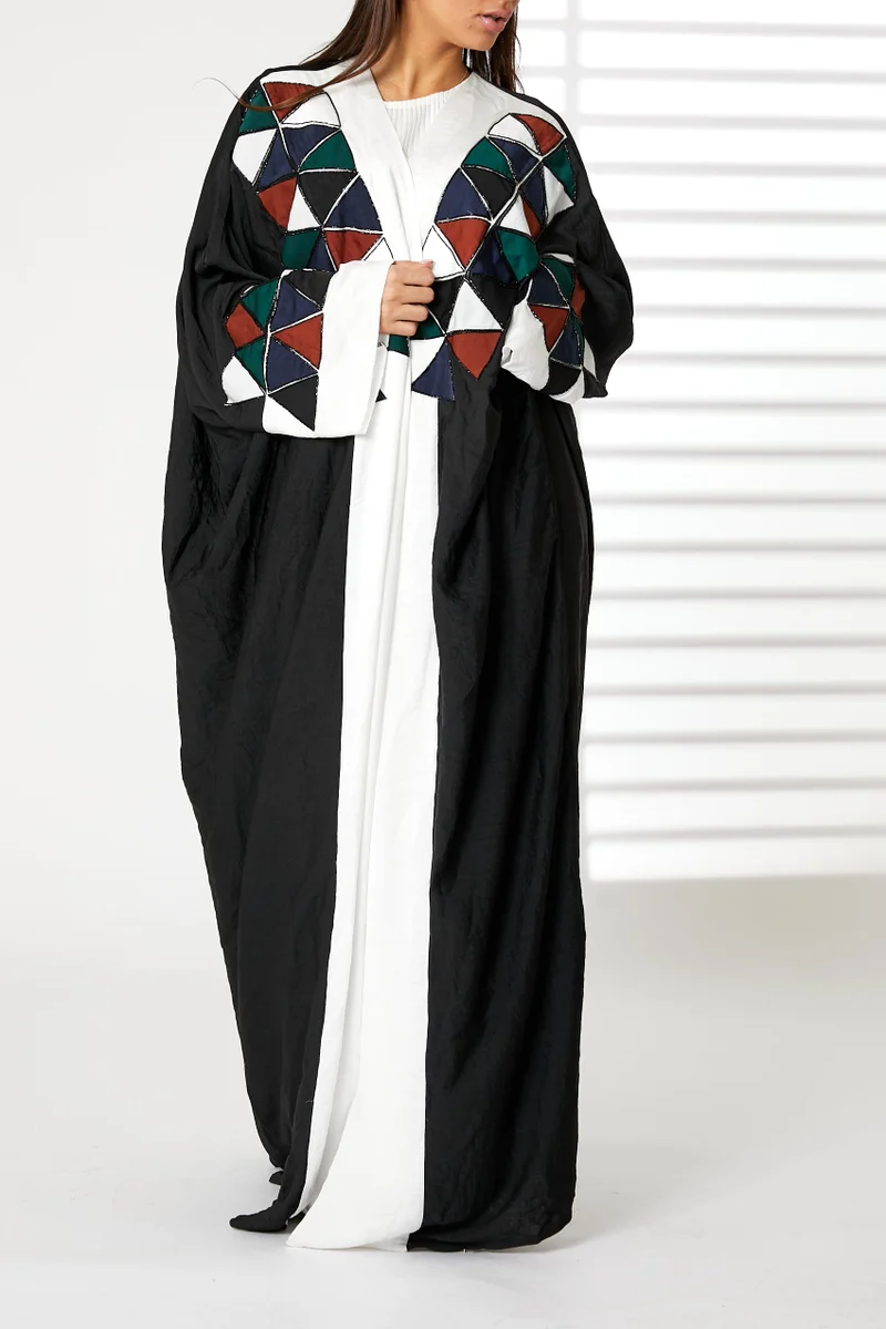 Moistreet Bisht Geometrical Embroidery Abaya