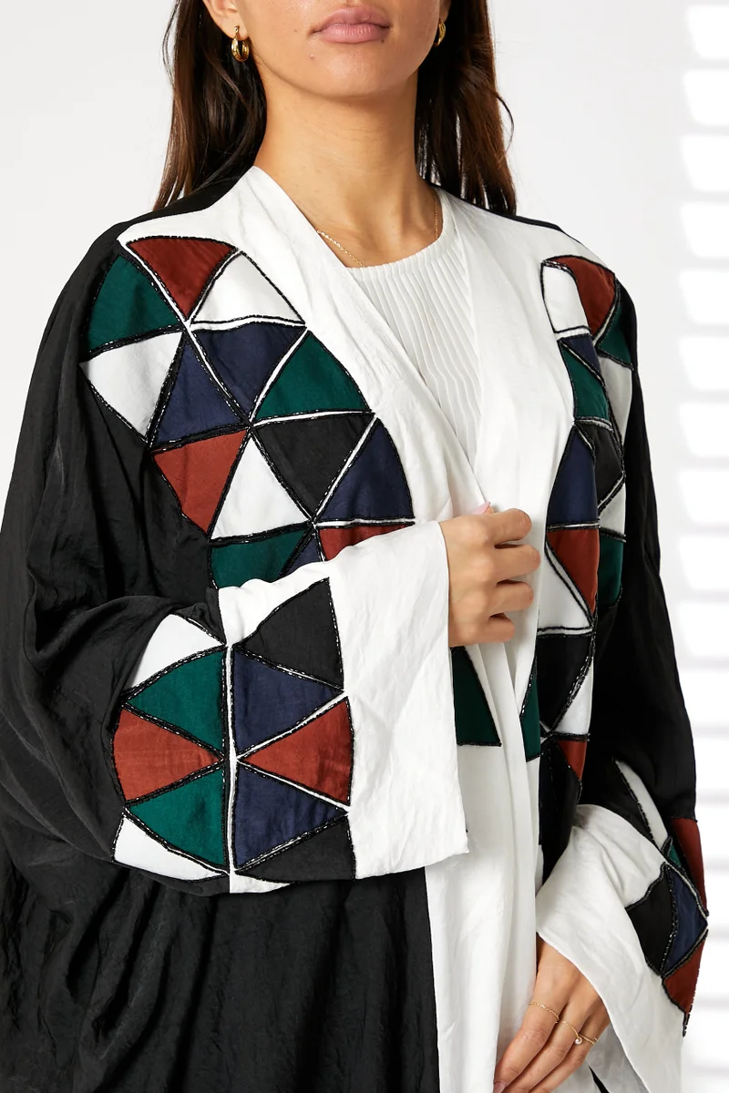 Moistreet  Bisht Geometrical Embroidery Abaya for Women | Best Price UAE