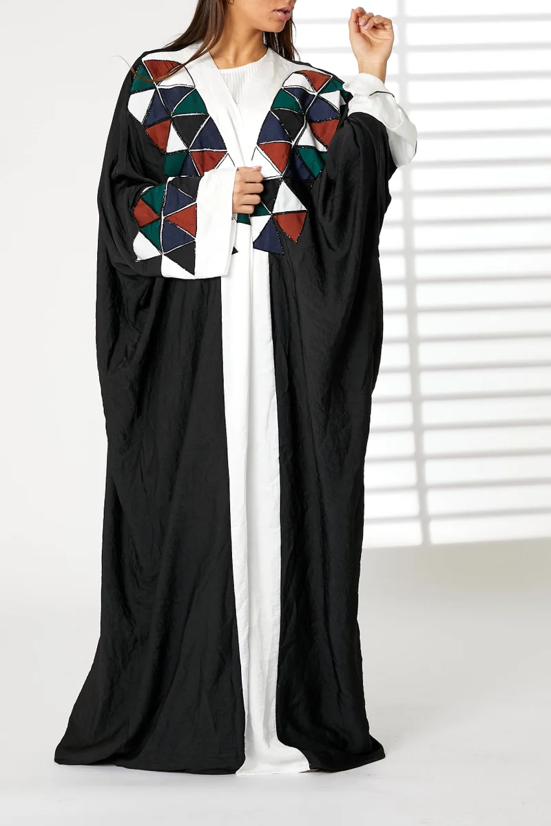 Moistreet  Bisht Geometrical Embroidery Abaya for Women | Best Price UAE