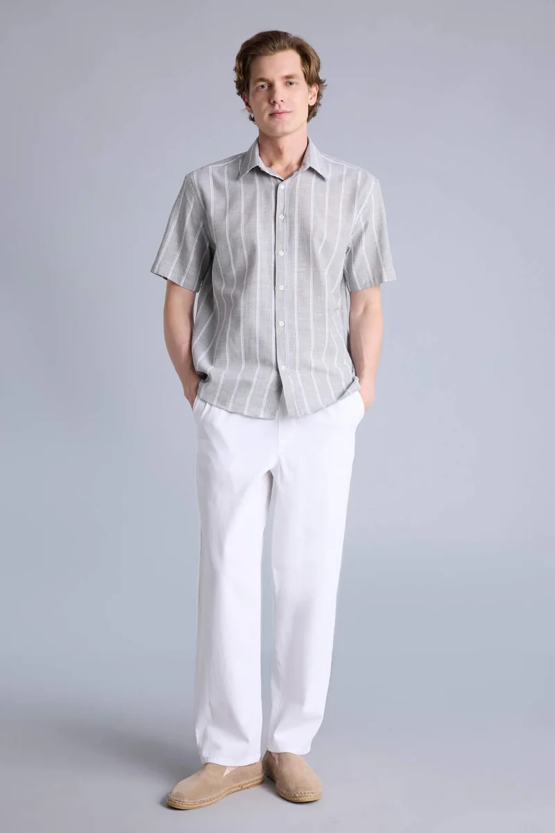 ديفاكتو Regular Fit Short-Sleeved Cotton Shirt