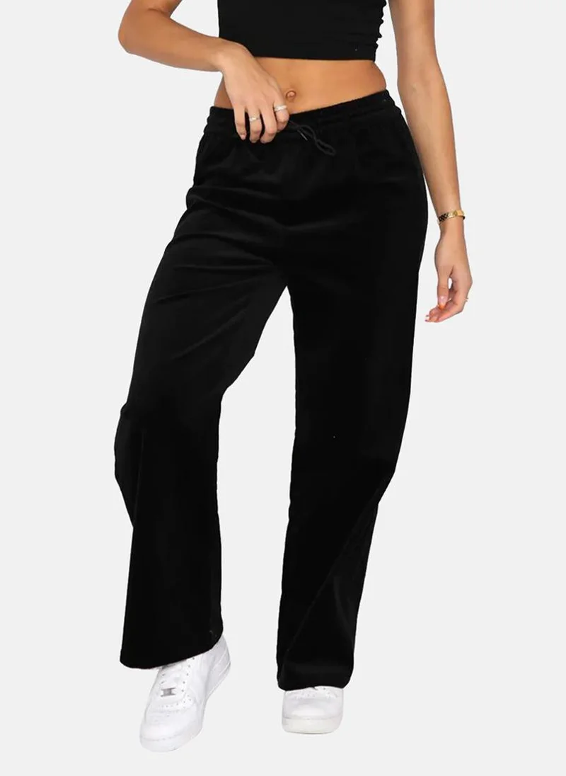 يونيكي Black Plain Casual Trouser