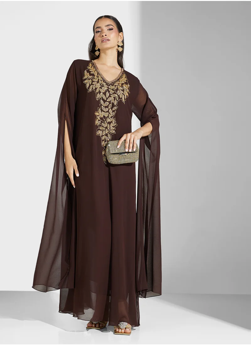 هيا كلوزيت V-Neck Embroidered Neck Flared Sleeve Dress