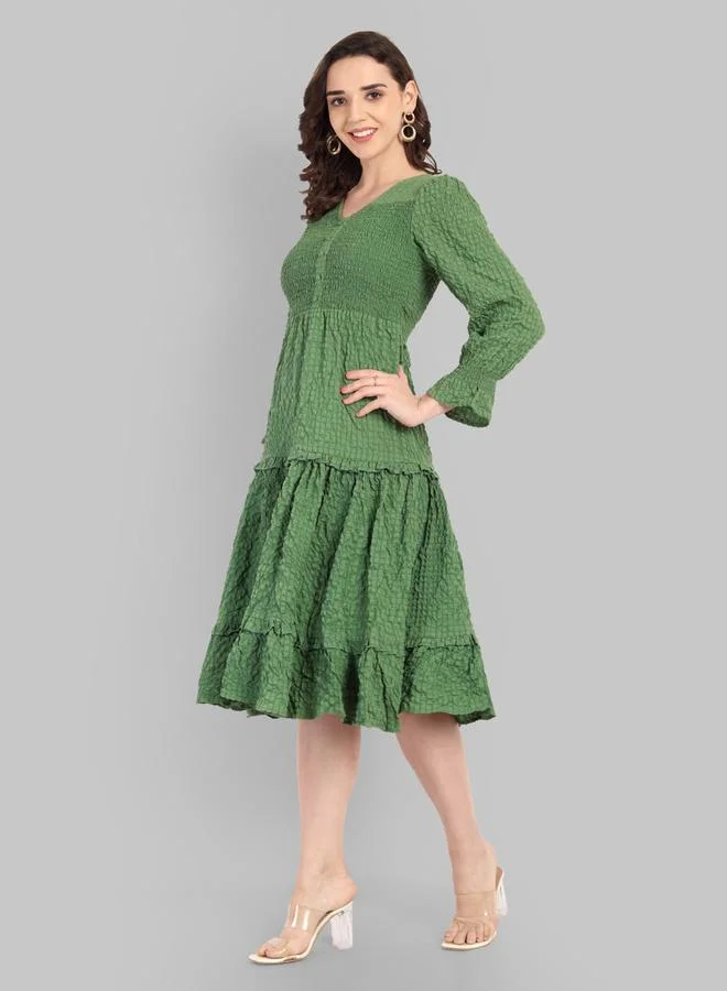 House Of Raeli Green A-Line Midi Dress with Long Sleeves