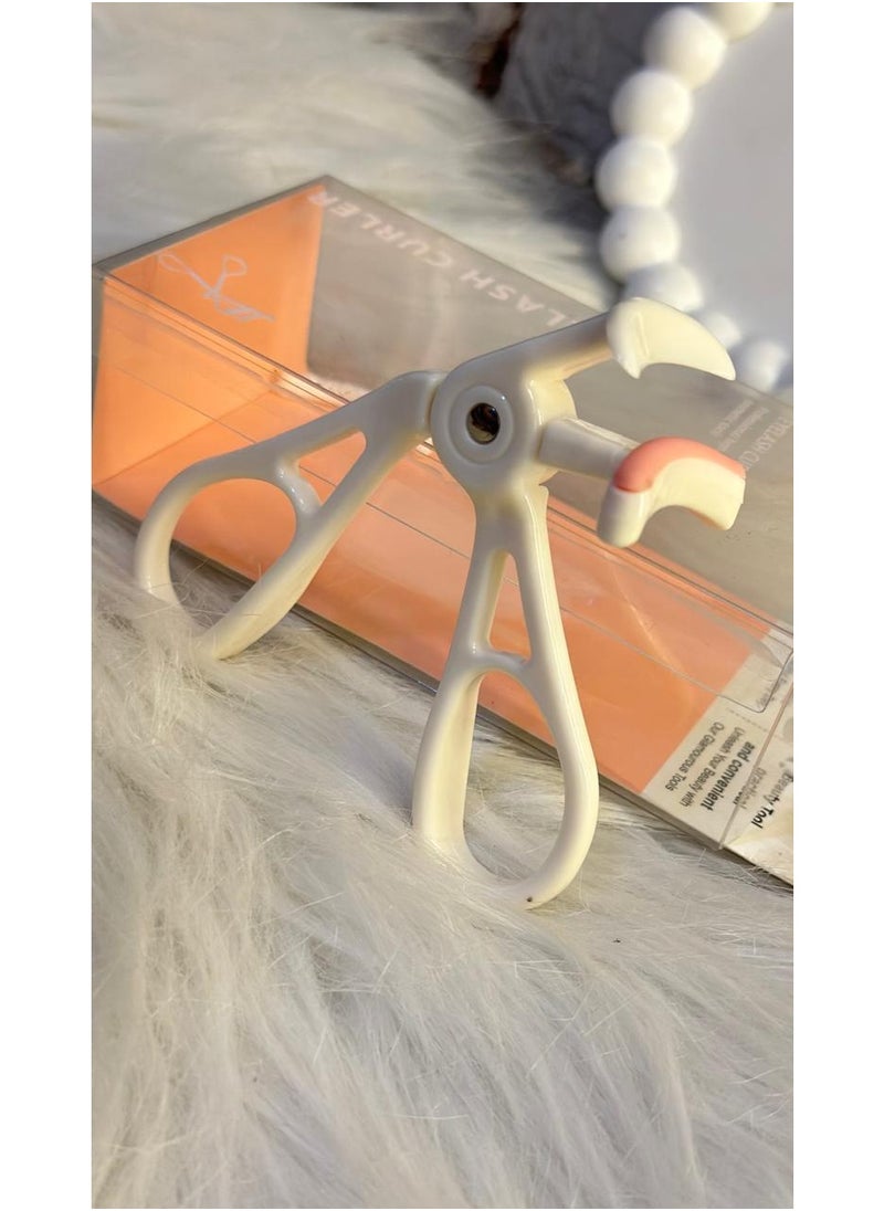 Generic Eyelash Curler with 2 Silicone Refill Pads, Effortless Perfect Curl in Seconds, No Pinching or Pulling, (Refill Pads) LCPMA  - Image 1