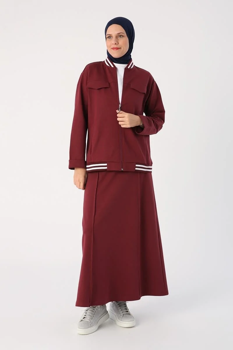 Allday Burgundy-Striped Ribbon Skirt Short Cardigan Set