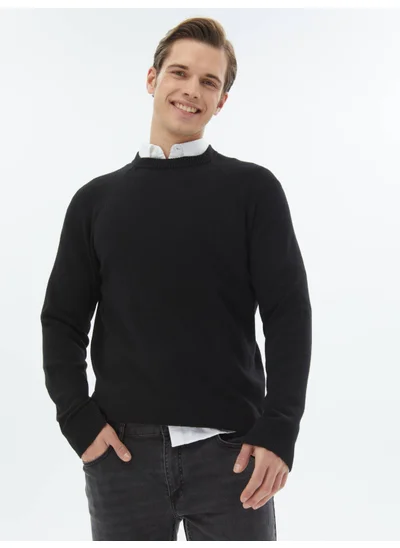 Kip Black Crew Neck Patterned Sweater