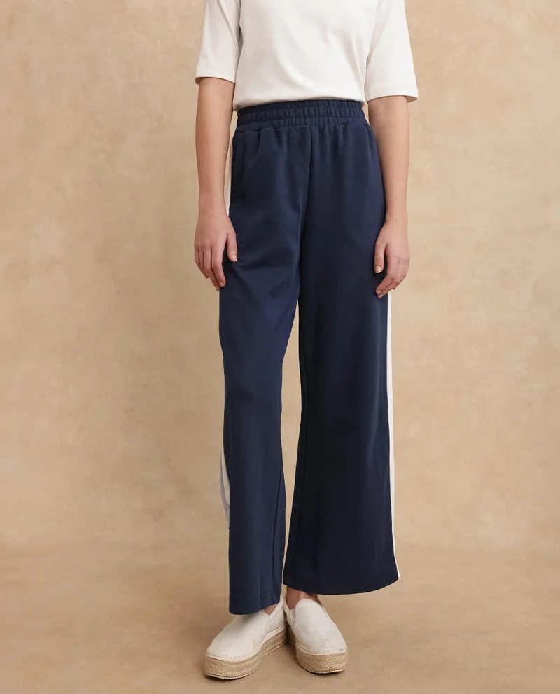 ريريزم Women's Contrast Panelled Trackpants
