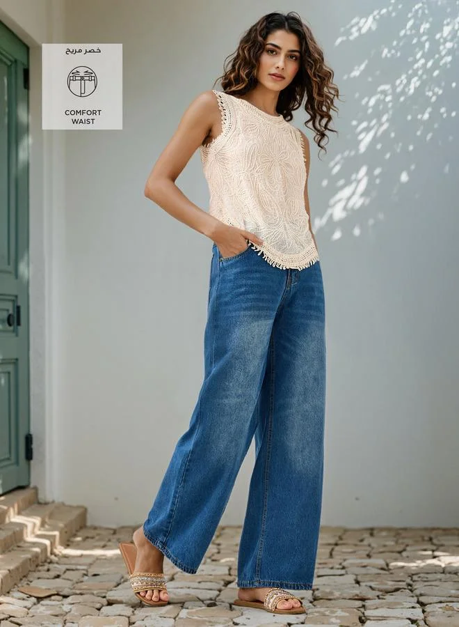 2Xtremz 2Xtremz Straight Fit Jeans with Chain Detail and Pockets