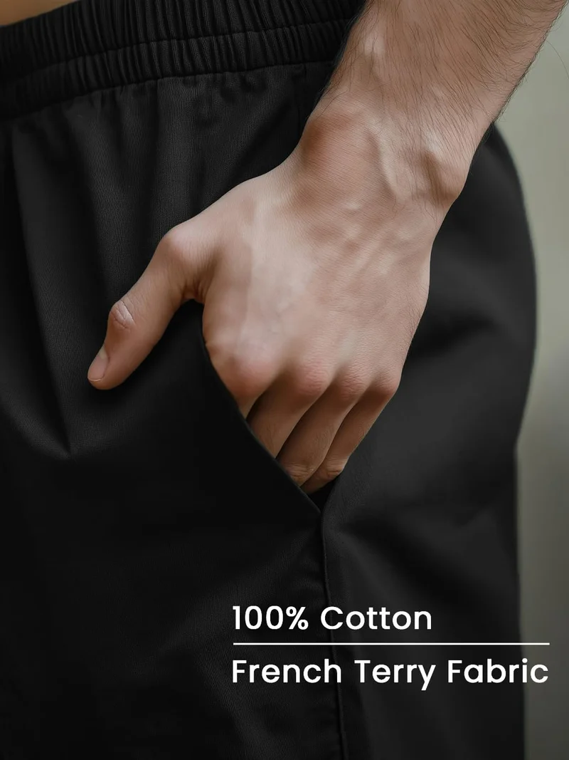 نوبيرو NOBERO Black Zip Pocket Regular Fit Shorts for Men