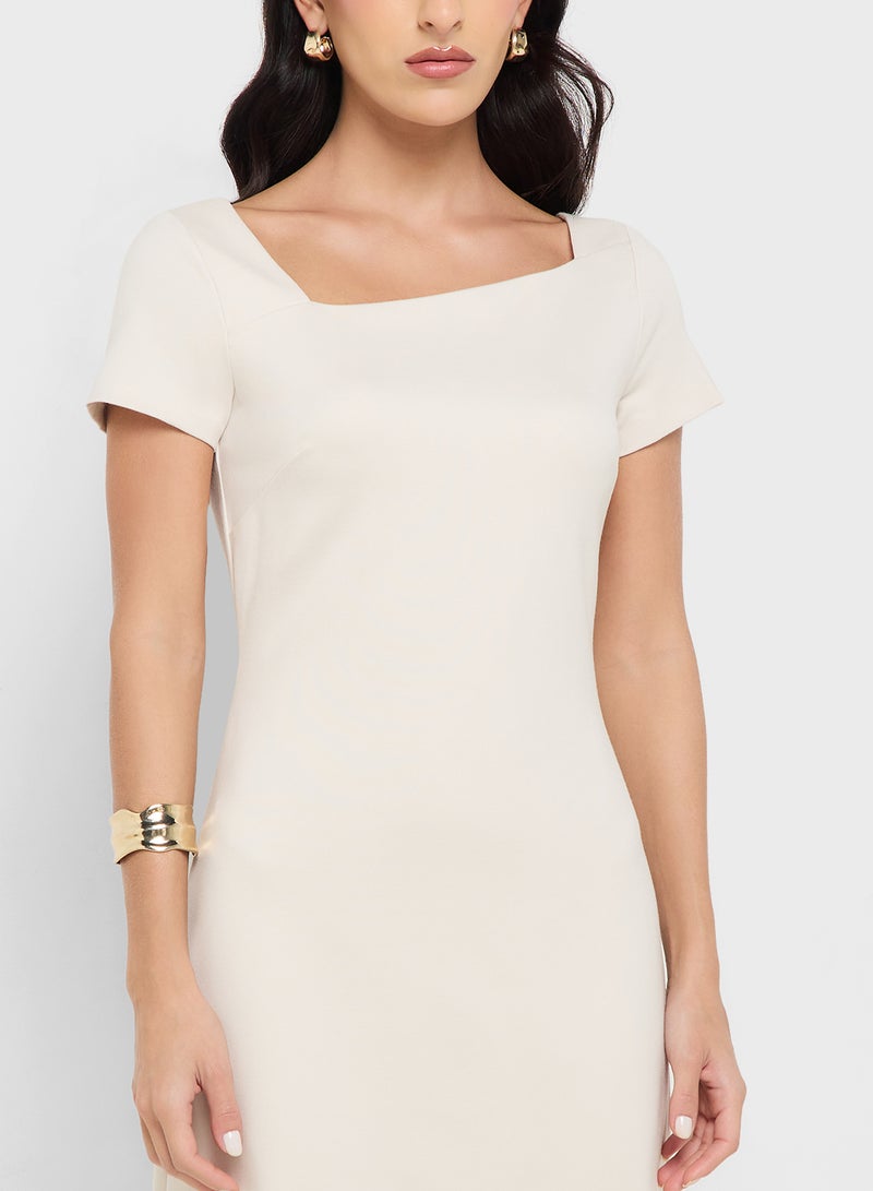 GUESS Short Sleeve  Maelice Fit And Flare Dress - Image 3