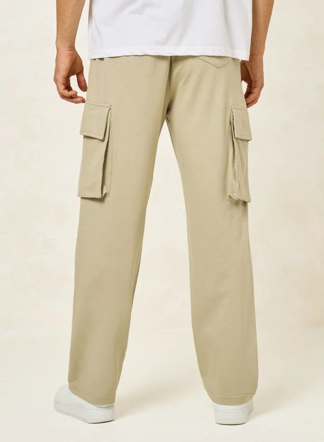 ستايلي Oversized Straight Leg Joggers with Cargo Pockets