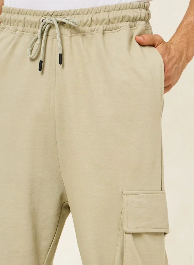 ستايلي Oversized Straight Leg Joggers with Cargo Pockets