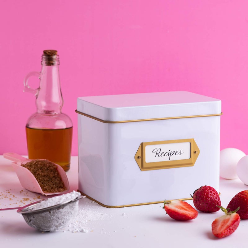 HEART & BERRY علبة وصفات هارت آند بيري البيضاء مع 24 بطاقة وصفات مقاس 4×6 بوصة و12 فاصلًا - مجموعة بطاقات وصفات وعلبة - علبة معدنية لبطاقات وصفات مقاس 4×6 بوصة - Image 2