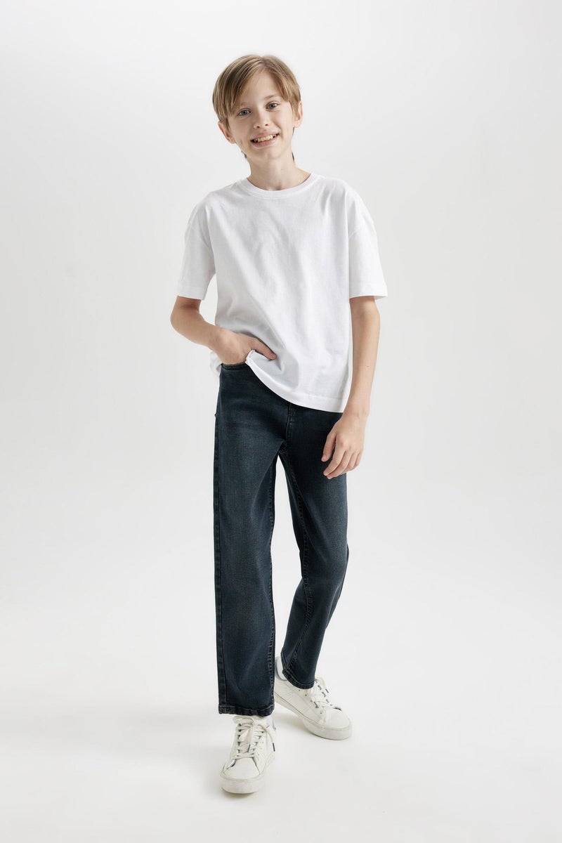 ديفاكتو بنطلون جينز اولادي قصة مستقيمة ورجل عادية - Image 2