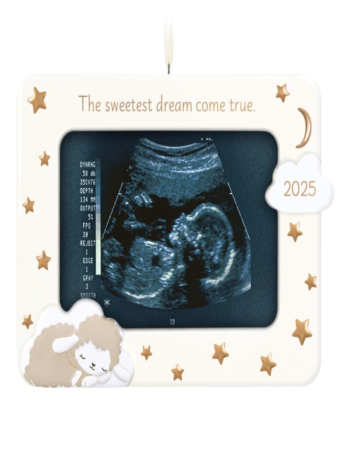 Hallmark Keepsake زينة عيد الميلاد التذكارية من هولمارك لعام 2025، إطار صور "أحلى حلم يتحقق" لعام 2025، مصنوع من البورسلين، هدايا للمواليد الجدد - Image 1