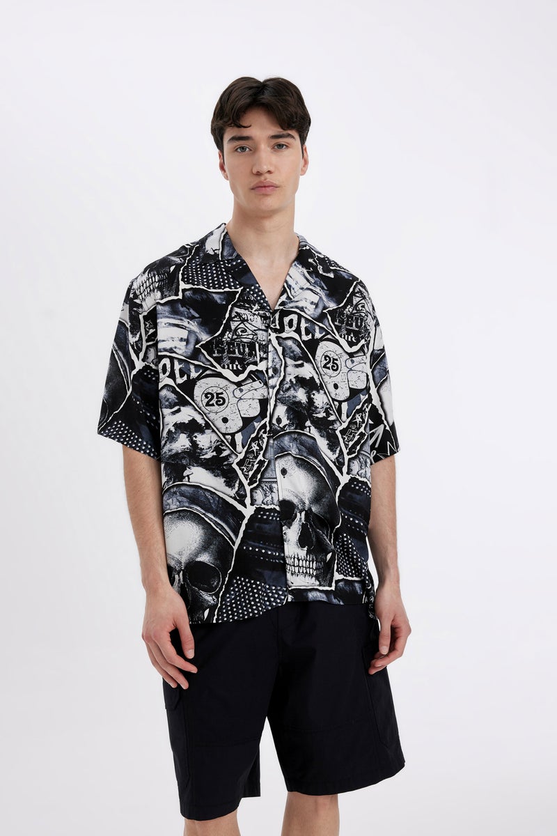 DeFacto Man Relax Fit Printed Viscose Short Sleeve Shirt - Image 1