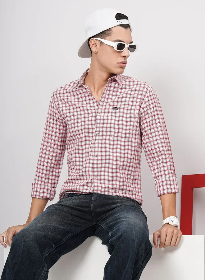 شركة المرآب الهندية Men Slim Fit Checkered Full Sleeves Cutaway Collar Casual Shirt
