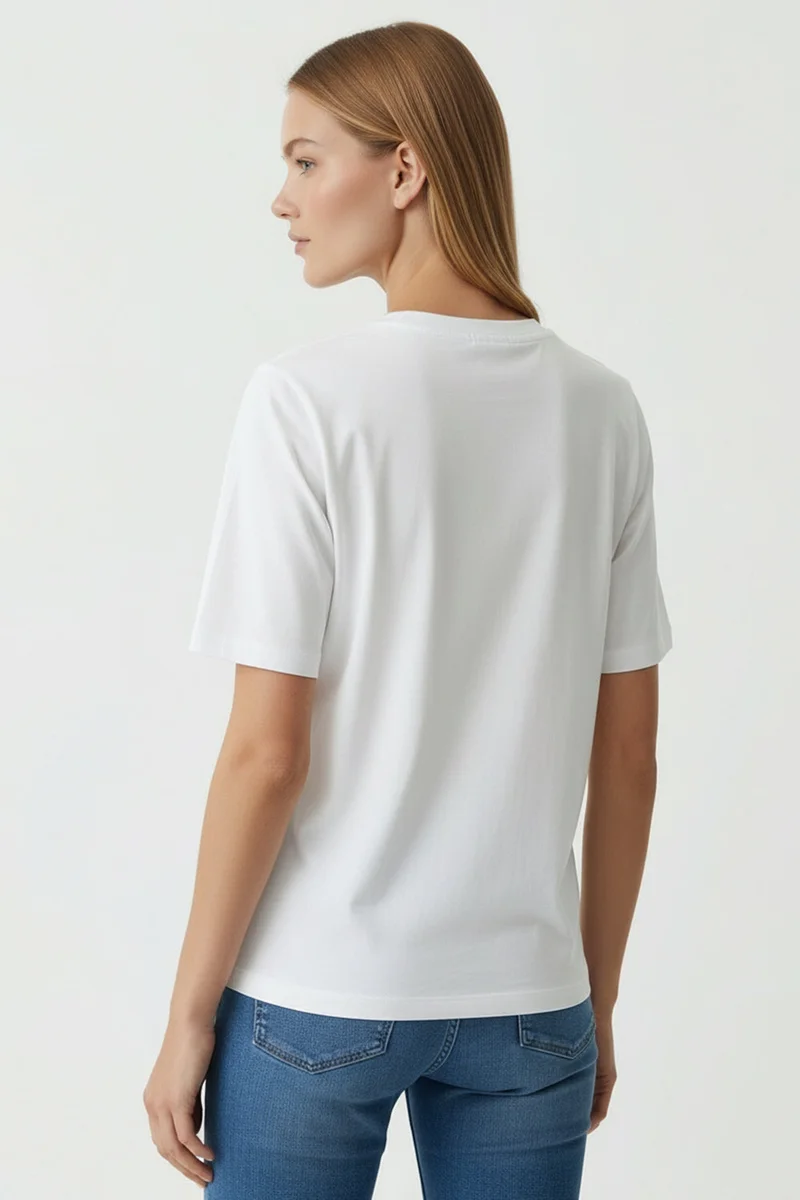 Exquise Floral Embroidered Crew Neck Short Sleeve Regular Knit White Turquoise T-shirt