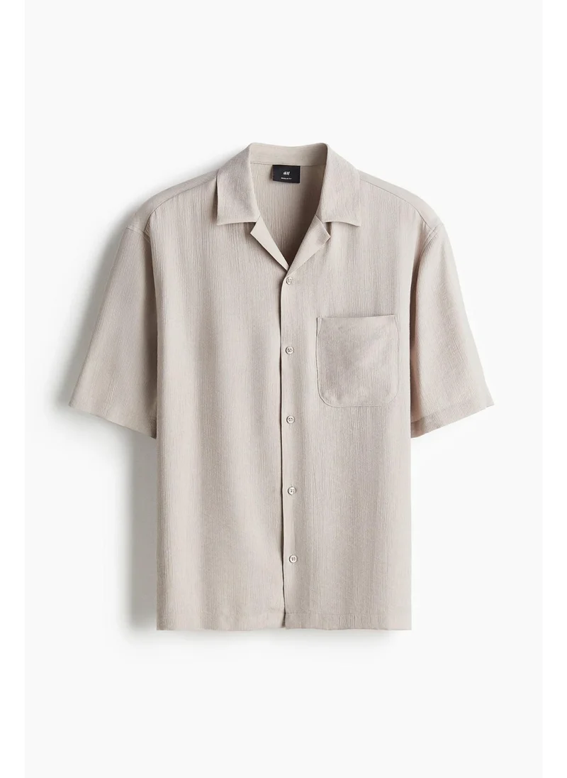 H&M Mole Dusty Light Regular Fit Crinkled resort shirt for Men | Best Price UAE