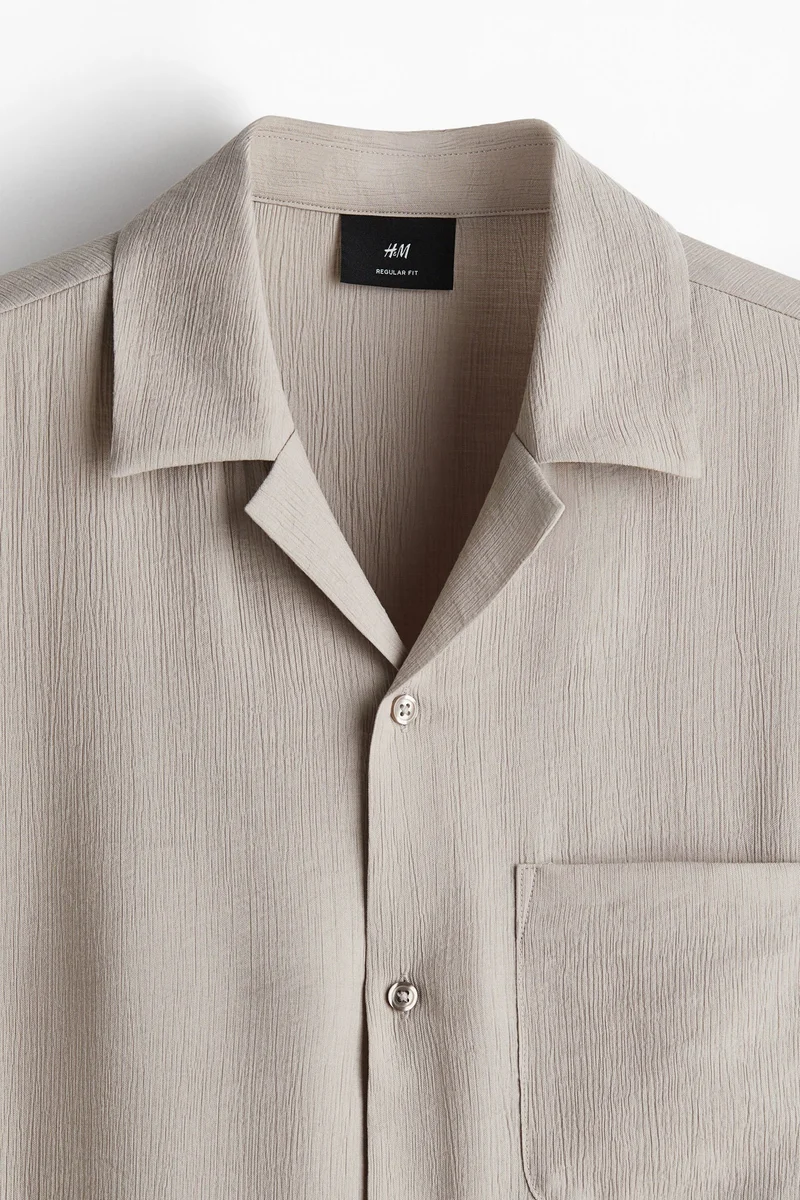 H&M Mole Dusty Light Regular Fit Crinkled resort shirt for Men | Best Price UAE