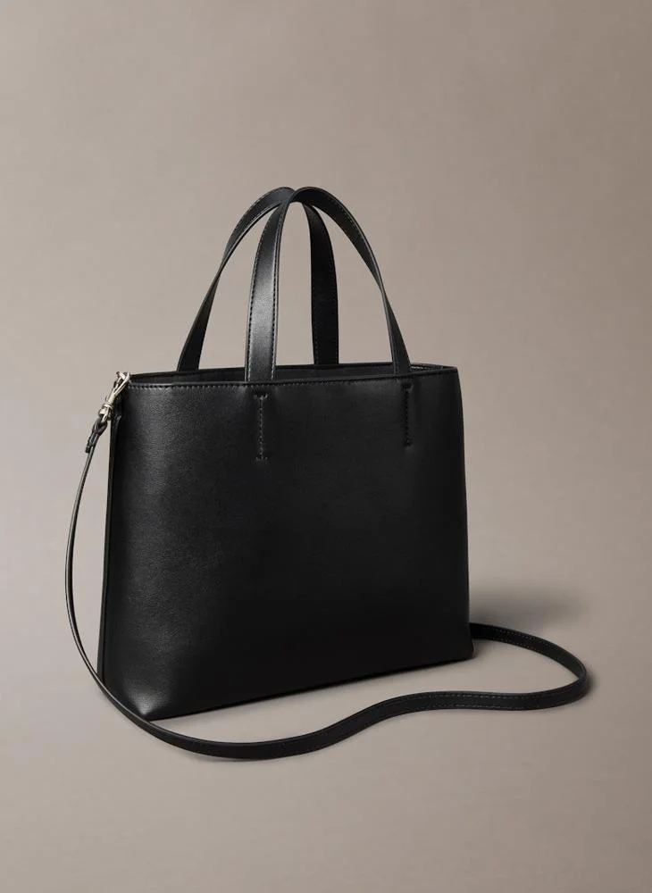 Calvin Klein Jeans Logo Deatiled Crossbody