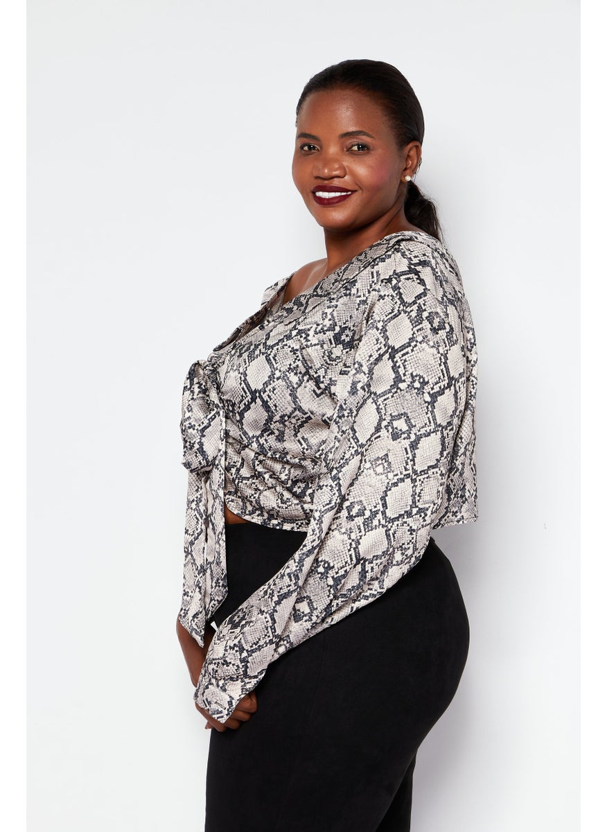 boohoo - Women Plus Size V Neck Long Sleeve Printed Blouse, Beige - Image 1