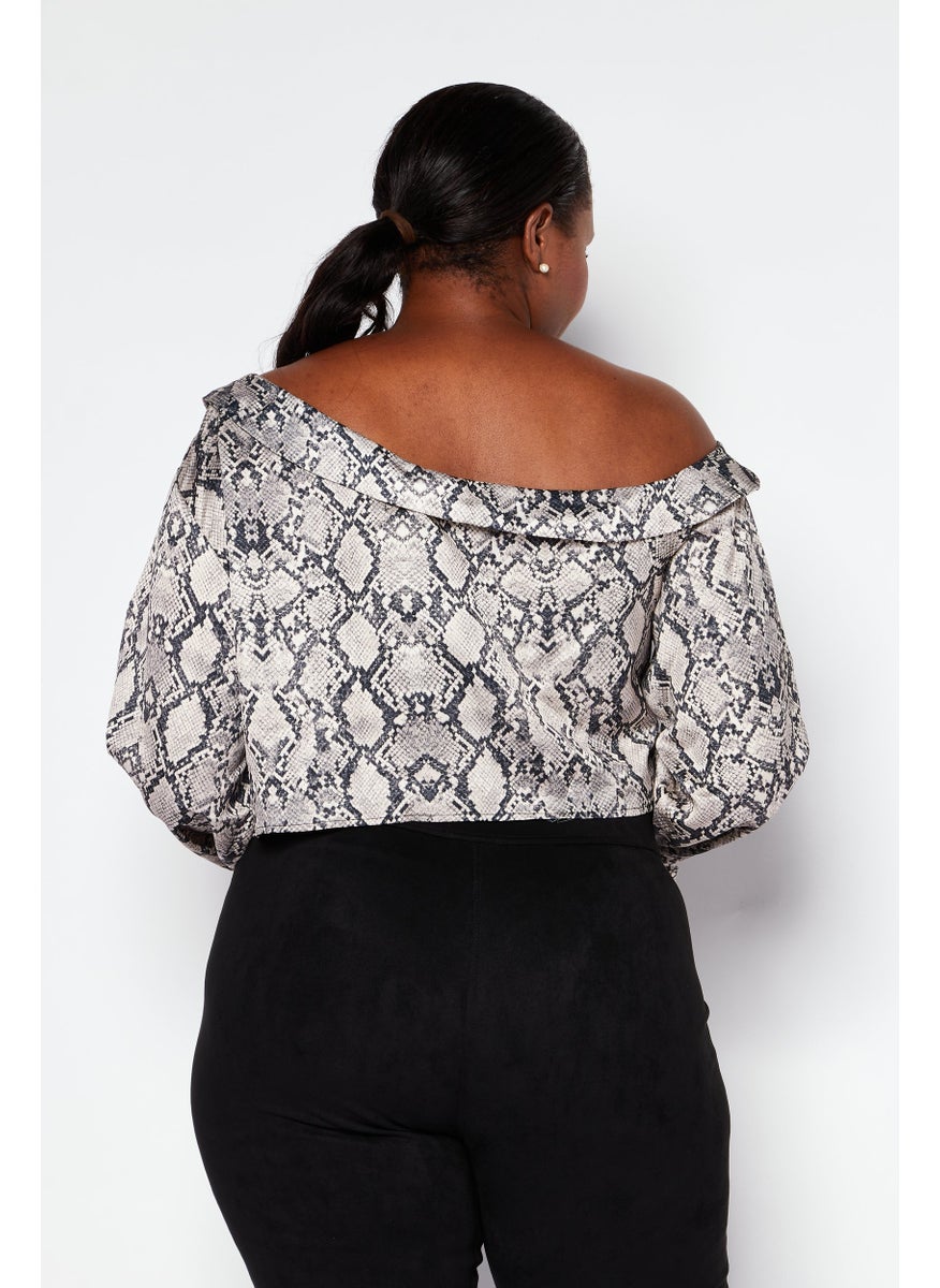 boohoo - Women Plus Size V Neck Long Sleeve Printed Blouse, Beige - Image 1