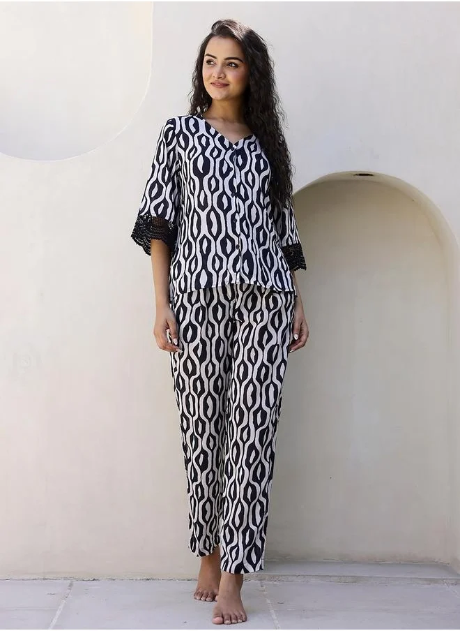 سانسكريتي هومز Printed Pure Cotton Night suit by Styli