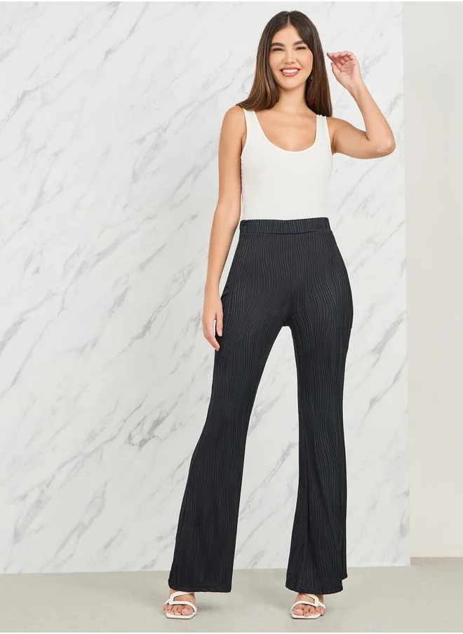 ستايلي Textured Fit And Flared Leggings