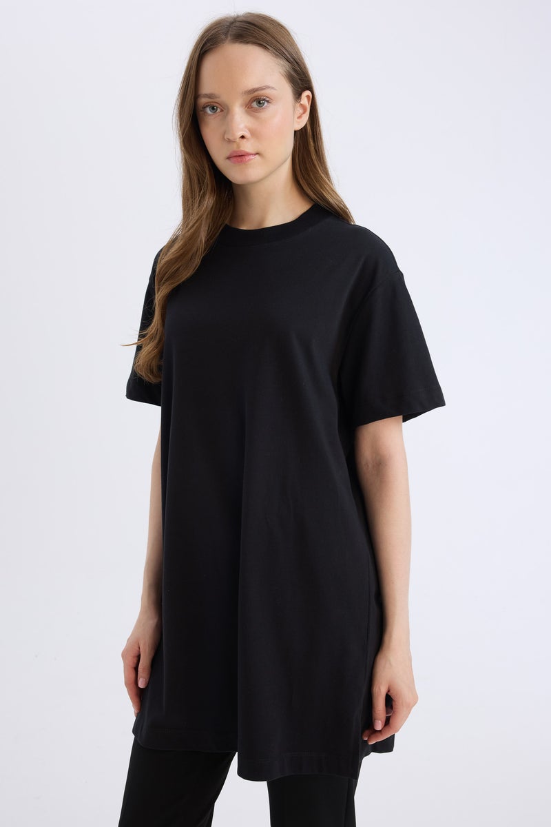 DeFacto Woman Regular Fit Crew Neck Short Sleeve Tunic - Image 1