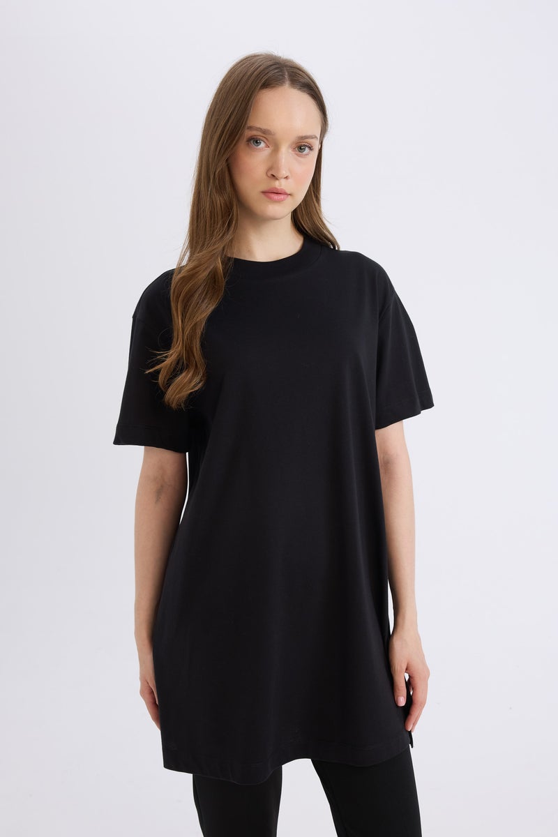 DeFacto Woman Regular Fit Crew Neck Short Sleeve Tunic - Image 2
