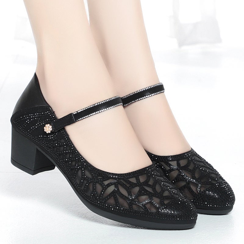 Mesh Single Shoes For Women 2023 New Summer Women'S Shoes Fashionable Mom Shoes With Buckle Hollow-Out Elderly Closed-Toe Sandals - Image 1