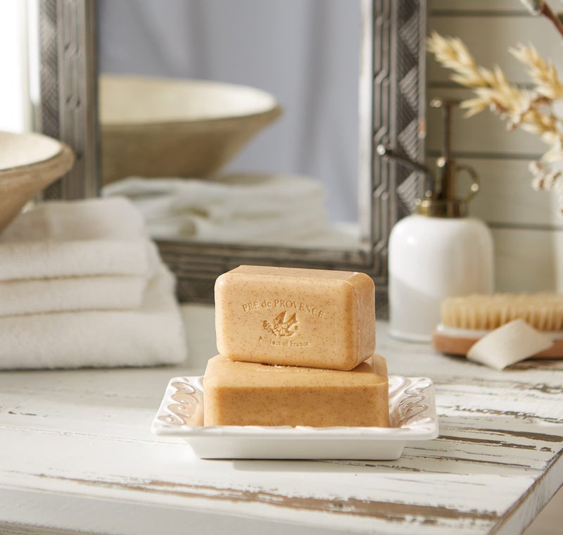 Pre de Provence Artisanal French Moisturizing Soap Bar, Shea Butter Enriched, Quad Milled for Long Lasting Rich Smooth Lather, 5.3 Ounce, Honey Almond - Image 4