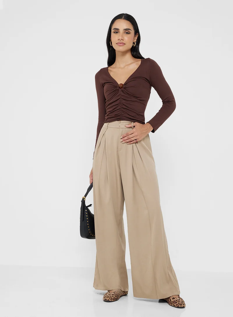 جينجر Wide Leg Trousers with Pleat Detail