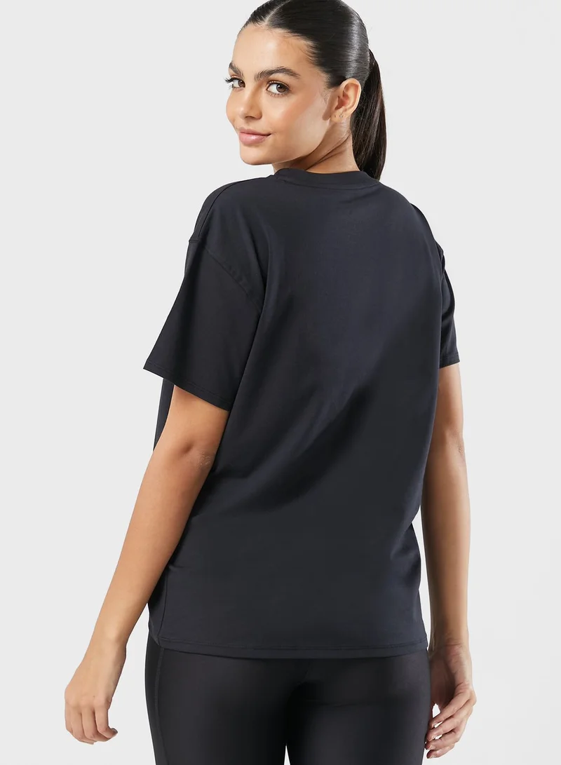 UNDER ARMOUR Essential T-Shirt