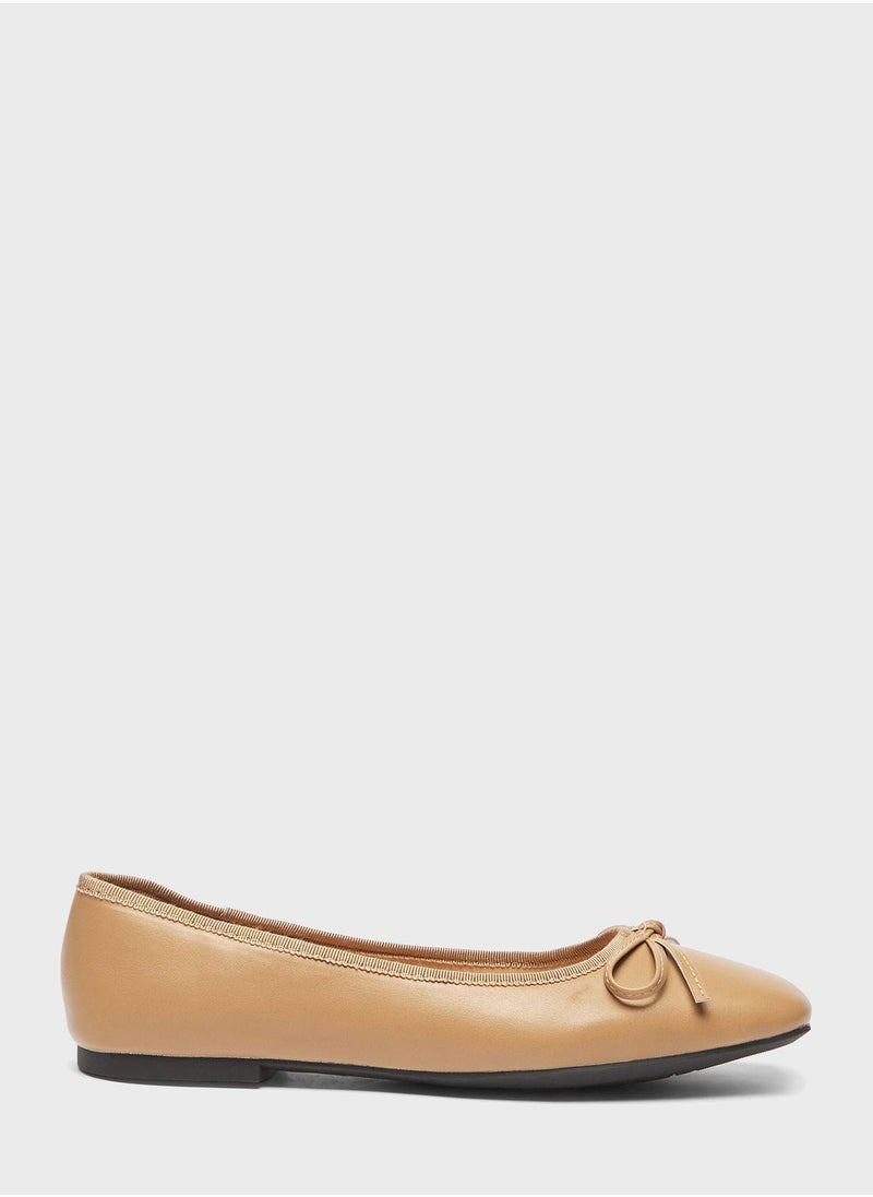 Celeste - Pointed Toe Flat Ballerinas - Image 1