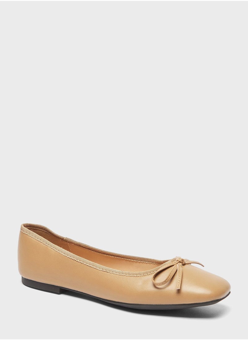 Celeste - Pointed Toe Flat Ballerinas - Image 1