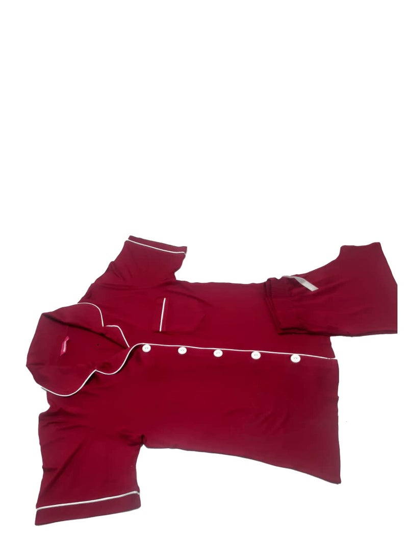Comfortable summer clothing for women includes shorts and a short-sleeved sweater that is perfect for around the house  - Image 1