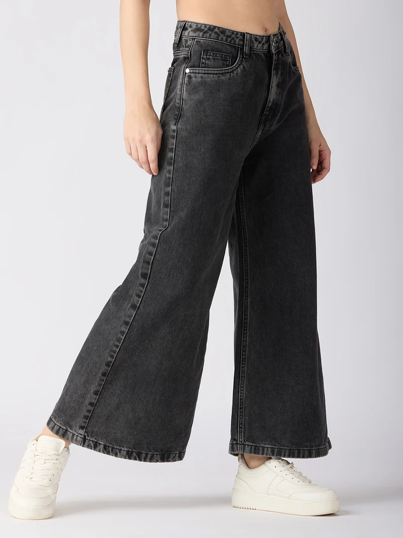 globus Women Cotton Solid Mid-Rise Super Flared Jeans