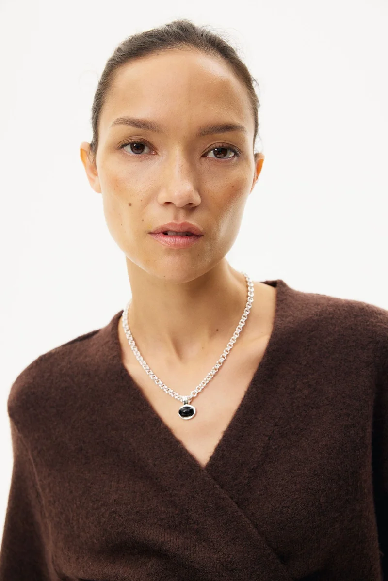 اتش اند ام كارديغان بتصميم ملفوف من تشكيلة ماما