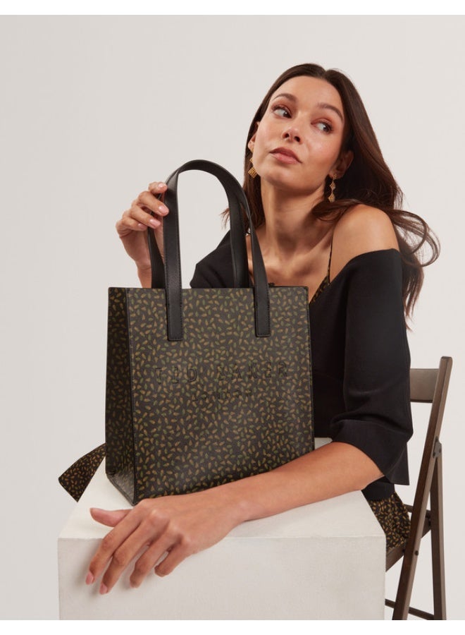 Ted Baker حقيبة أيقونية صغيرة مطبوعة بنمط ديتسي - Image 2