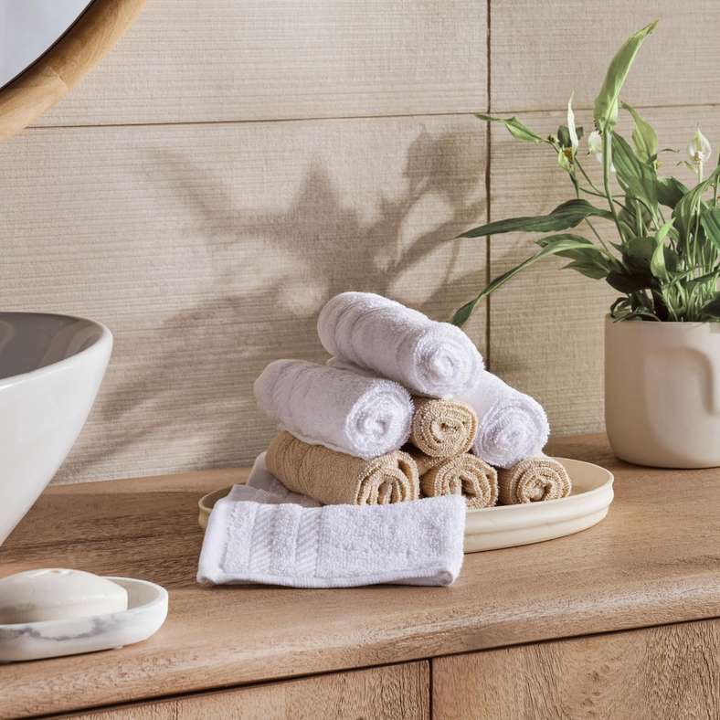 Pan Home Essential Fingertip Towel Set - Beige - Image 1