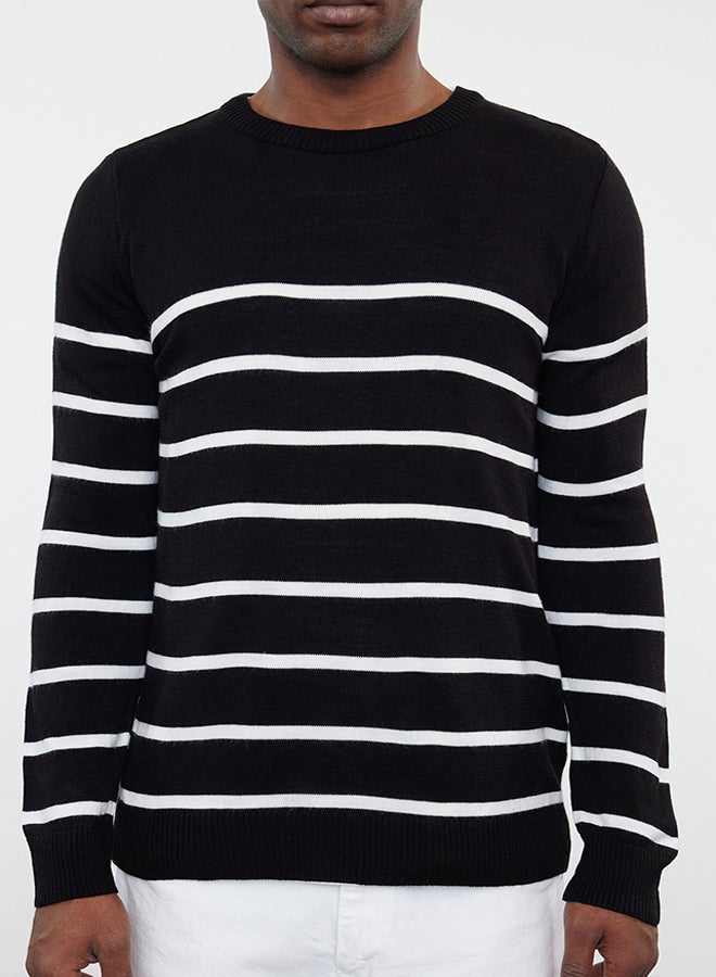 trendyol Black Slim Crew Neck Striped Knitwear Sweater TMNAW25KZ00033 - Image 4